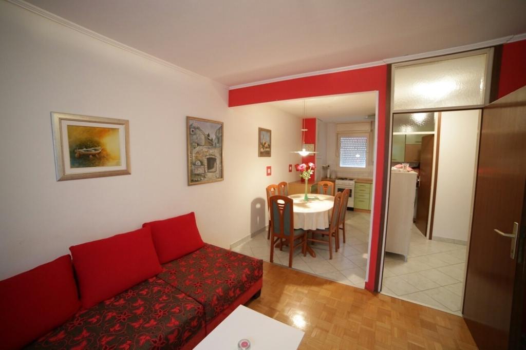 Apartment Kate Split Bilik gambar
