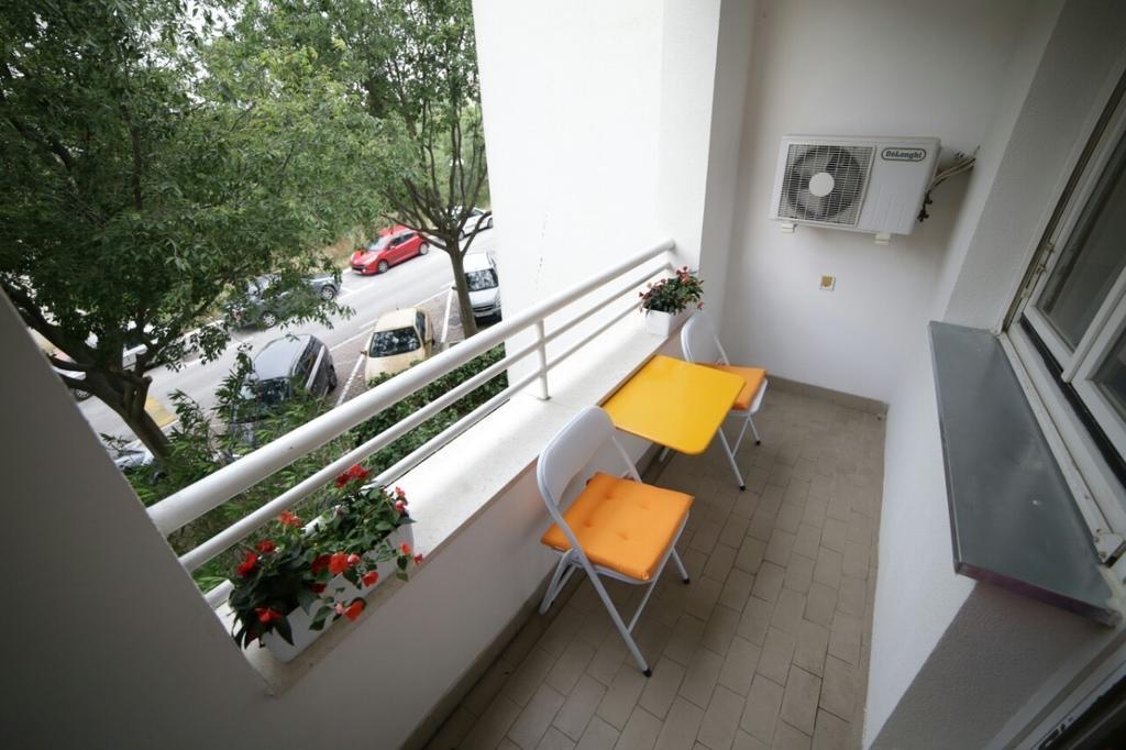 Apartment Kate Split Bilik gambar